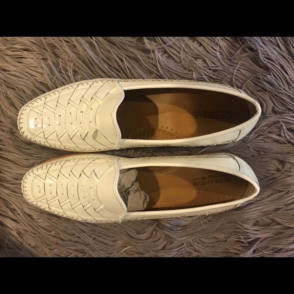 Men’s white leather dress shoes